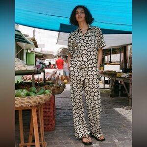 ZARA Casual Trouser and Shirt Set Size Small